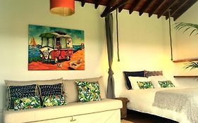 Bananas Lodge